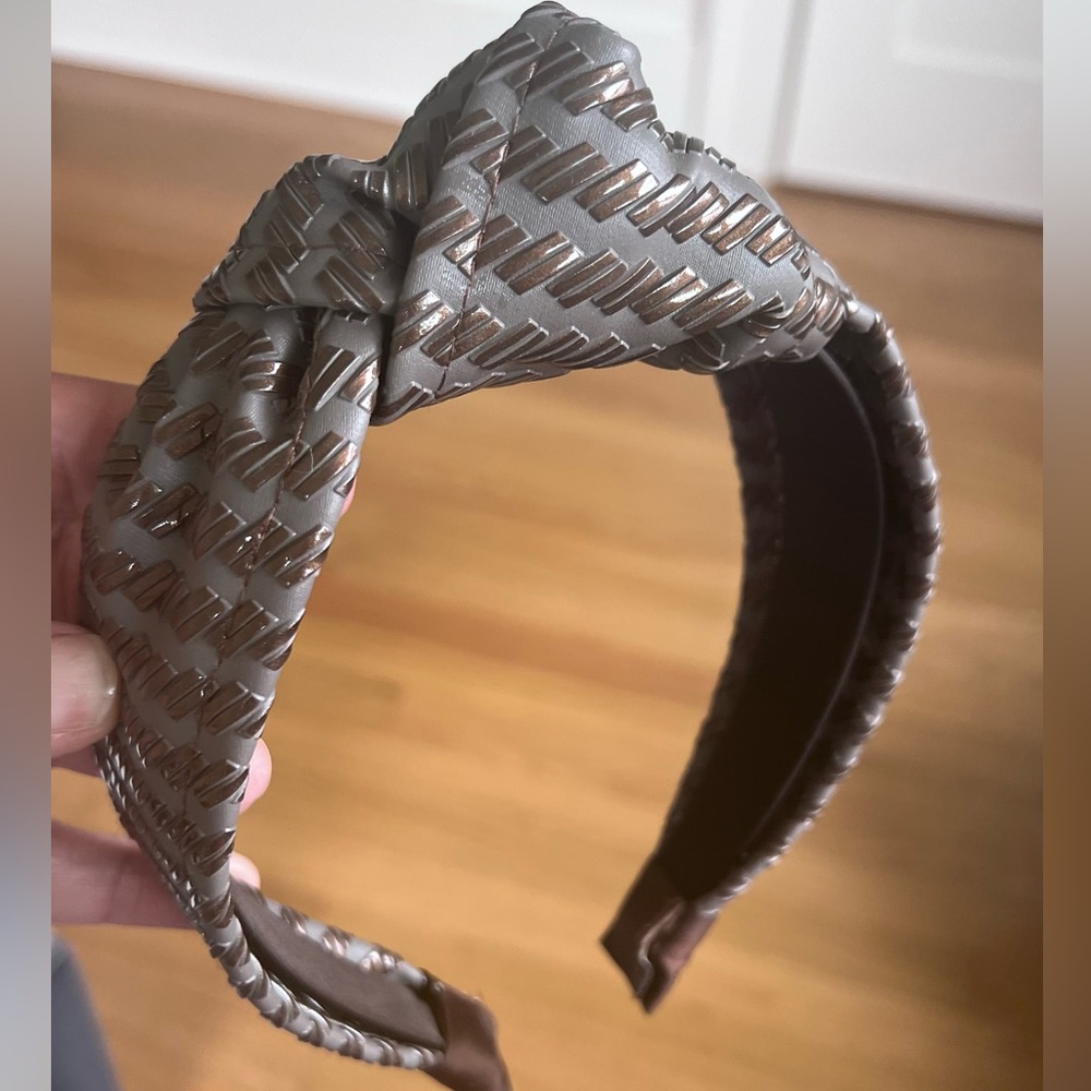 🕶️Anthropologie Brown Vegan Leather Knotted Headband
